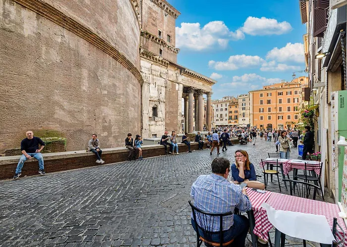 Deluxe Pantheon Roma