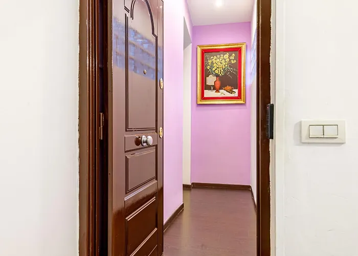 Deluxe Pantheon Daire
